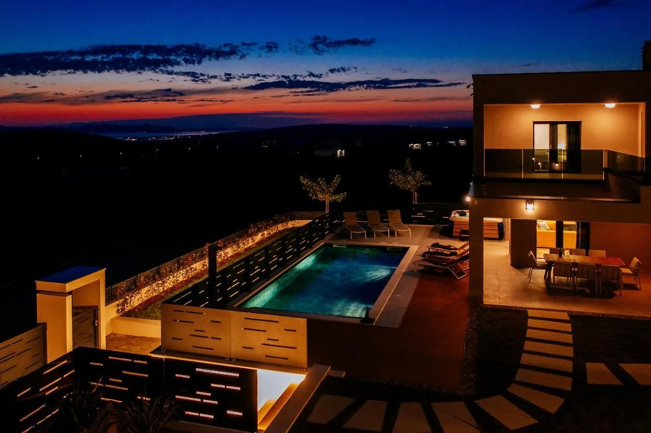 Villa Maluja Debeljak Croatia